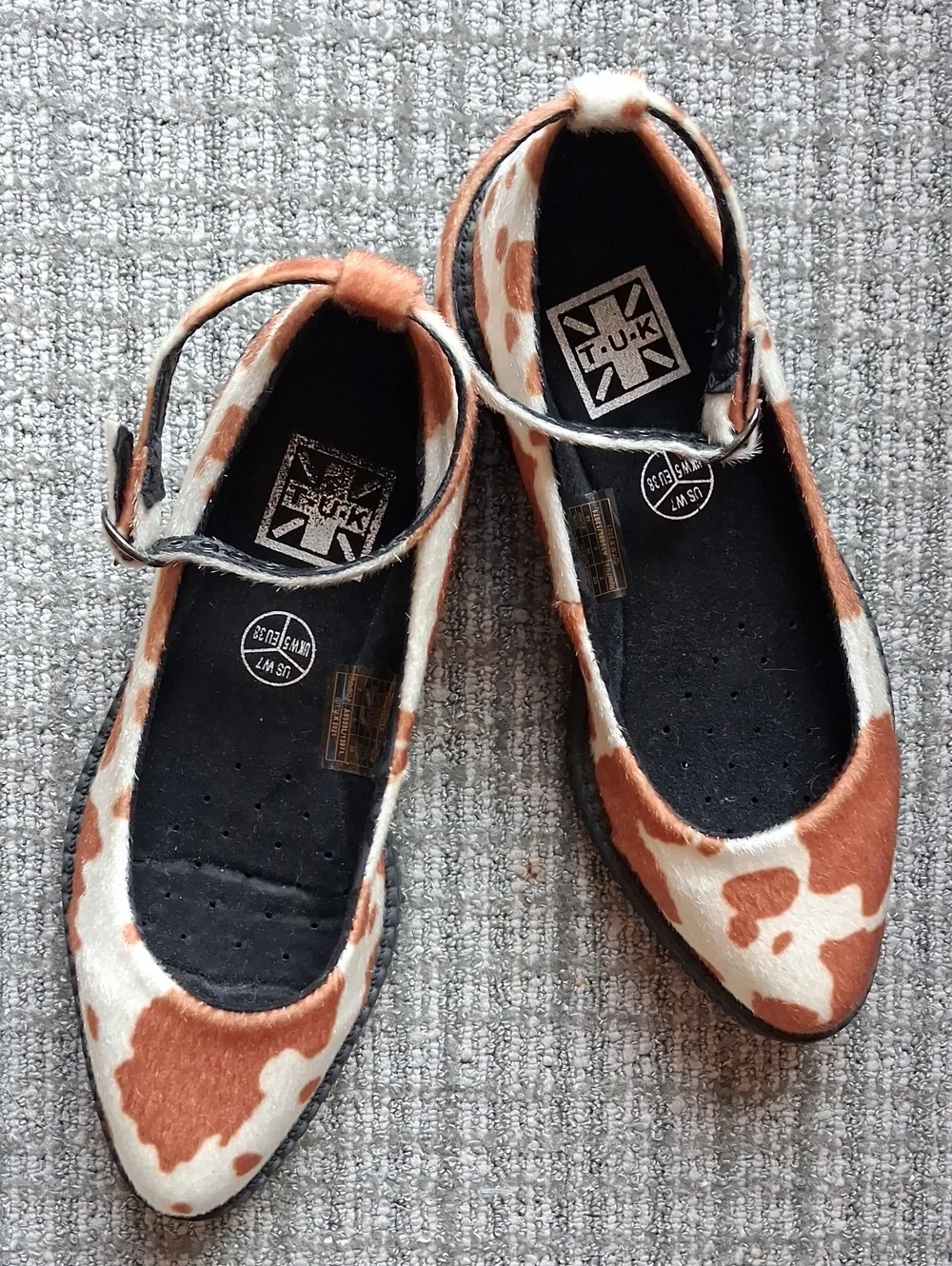 T.U.K. Brown Cow Print Pointed Ankle Strap Ballet Creeper ** Size 7
